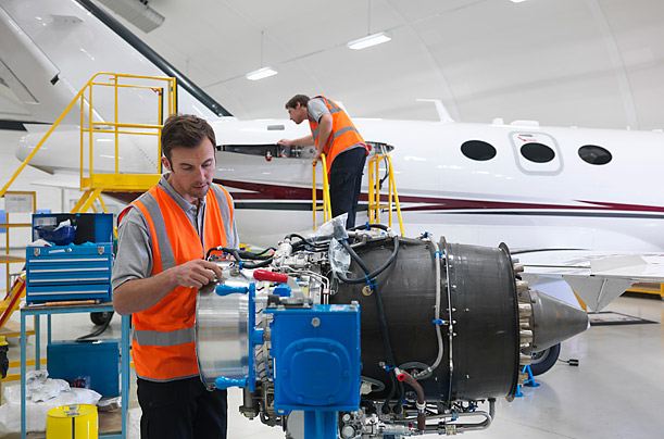 aeronautic engineer